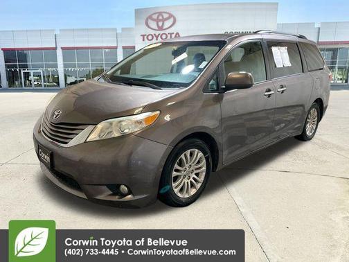 2015 Toyota Sienna XLE