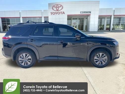 Super Black 2024 Nissan Pathfinder SV 4WD
