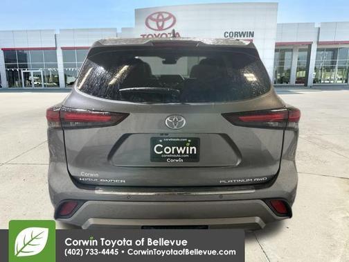 2026 Toyota Highlander Platinum