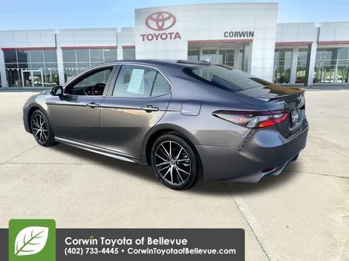2023 Toyota Camry SE