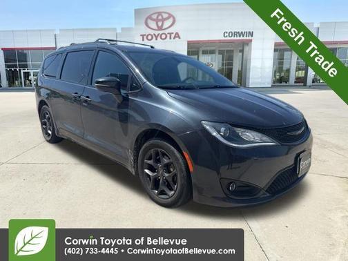Maximum Steel Metallic Clearcoat 2019 Chrysler Pacifica Limited