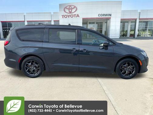 Maximum Steel Metallic Clearcoat 2019 Chrysler Pacifica Limited