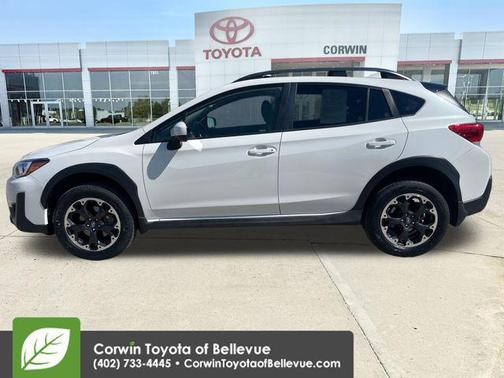 Crystal White Pearl 2022 Subaru Crosstrek Premium