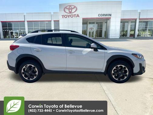 Crystal White Pearl 2022 Subaru Crosstrek Premium