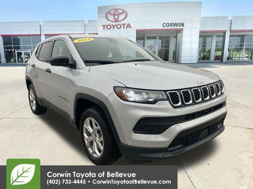 Silver Zynith Metallic Clearcoat 2024 Jeep Compass Sport