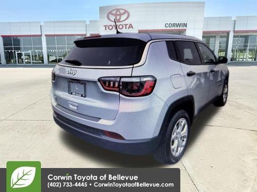 Silver Zynith Metallic Clearcoat 2024 Jeep Compass Sport