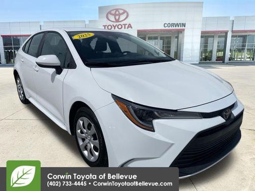 Ice Cap 2025 Toyota Corolla LE