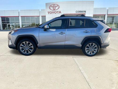 Silver Sky Metallic 2019 Toyota RAV4 Limited