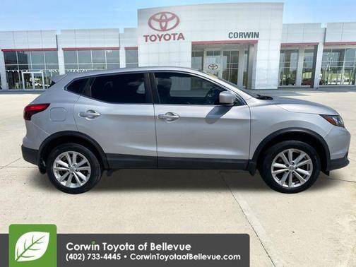 Brilliant Silver 2018 Nissan Rogue Sport S