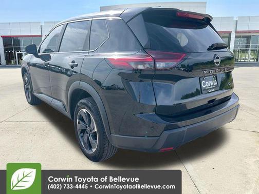 Super Black 2024 Nissan Rogue SV