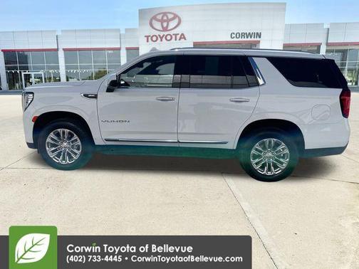 2023 GMC Yukon SLT