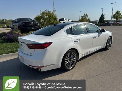 2019 Kia Cadenza Limited