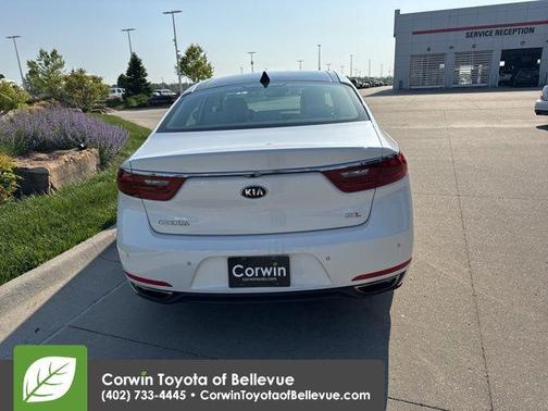 2019 Kia Cadenza Limited