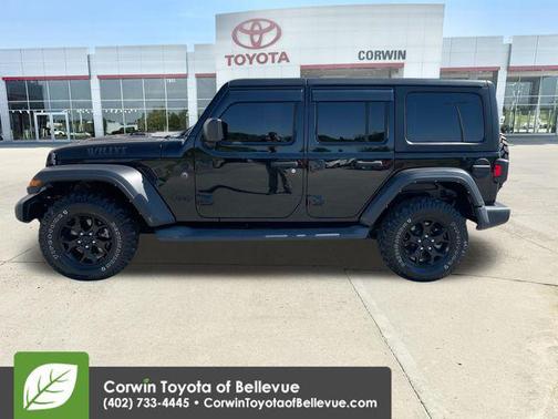 Black Clearcoat 2022 Jeep Wrangler Willys