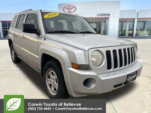 Bright Silver Metallic Clearcoat 2010 Jeep Patriot Sport
