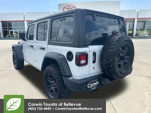 Bright White Clearcoat 2018 Jeep Wrangler Unlimited Sport