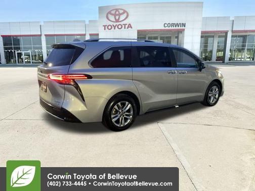 2024 Toyota Sienna Limited