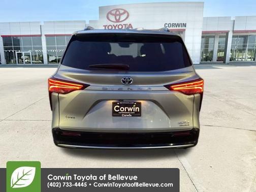 2024 Toyota Sienna Limited