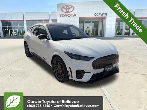 Star White Metallic Tri-Coat 2024 Ford Mustang Mach-E GT