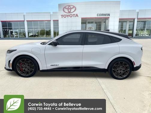 Star White Metallic Tri-Coat 2024 Ford Mustang Mach-E GT