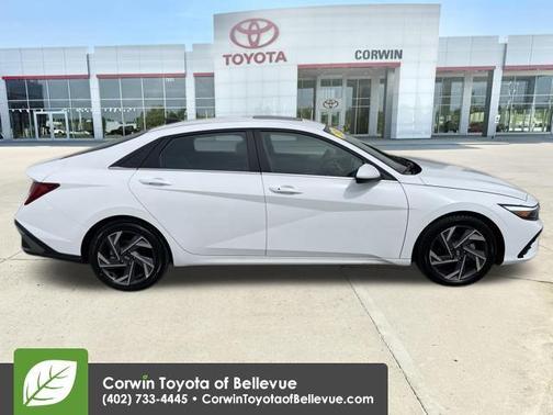 2025 Hyundai ELANTRA SEL