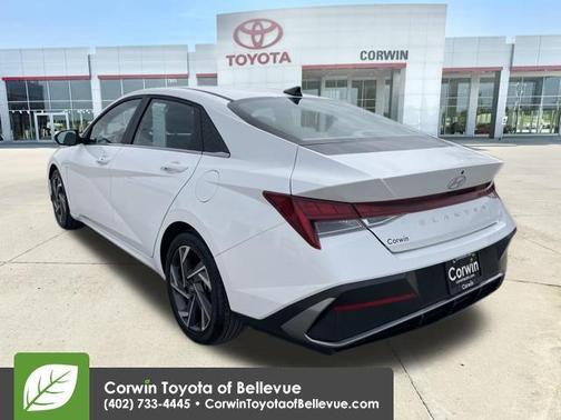 2025 Hyundai ELANTRA SEL