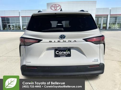 2021 Toyota Sienna XLE 7 Passenger