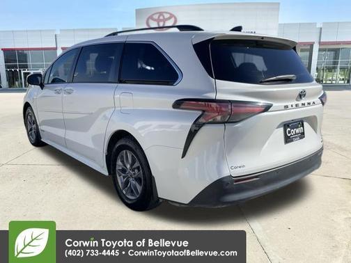 2021 Toyota Sienna XLE 7 Passenger