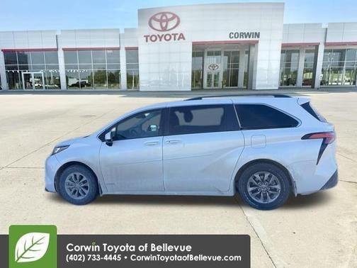 2021 Toyota Sienna XLE 7 Passenger