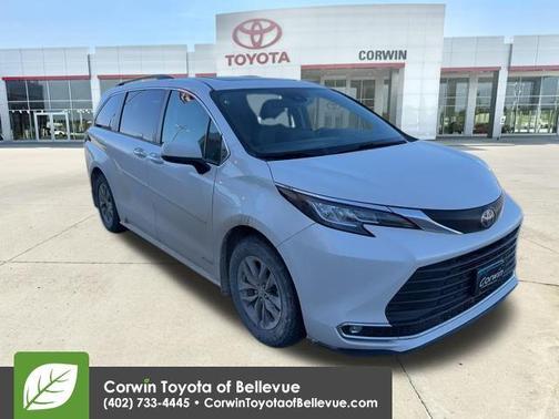 2021 Toyota Sienna XLE 7 Passenger