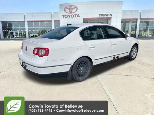 Candy White 2006 Volkswagen Passat 2.0T