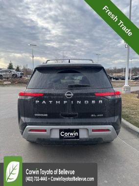 2025 Nissan Pathfinder SL 4WD