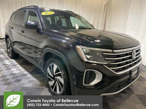 2025 Volkswagen Atlas 2.0T SE w/Technology 4MOTION