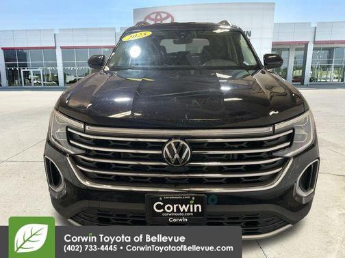 2025 Volkswagen Atlas 2.0T SE w/Technology 4MOTION