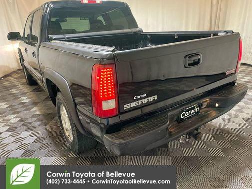 2005 GMC Sierra 1500 Denali Crew Cab