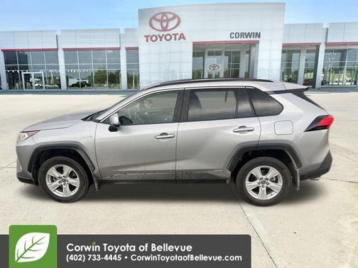 2021 Toyota RAV4 Hybrid XLE