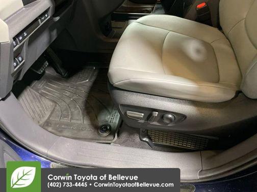 2023 Toyota Sienna XLE 7 Passenger