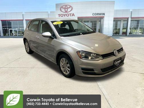 2017 Volkswagen Golf TSI S 4-Door