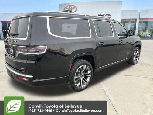 2023 Jeep Grand Wagoneer L Series III 4x4