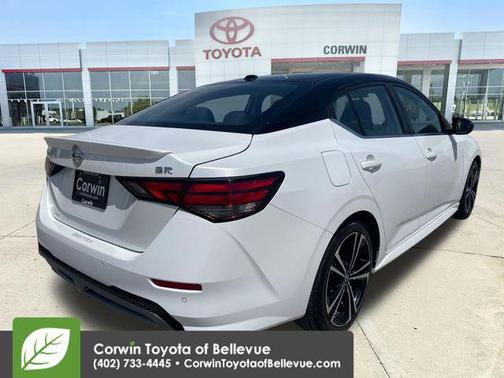 Aspen White/Super Black 2020 Nissan Sentra SR