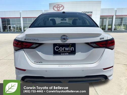 Aspen White/Super Black 2020 Nissan Sentra SR