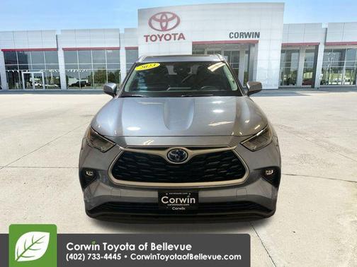 2023 Toyota Highlander Hybrid XLE