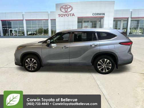 2023 Toyota Highlander Hybrid XLE