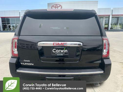 Onyx Black 2017 GMC Yukon Denali