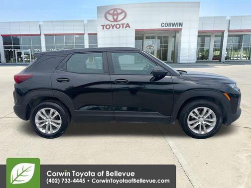 Mosaic Black Metallic 2023 Chevrolet Trailblazer LS