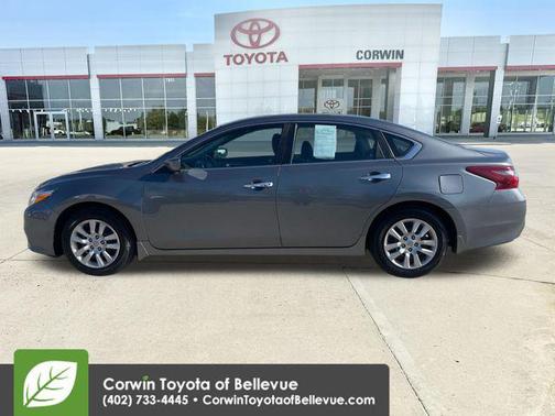 Gun Metallic 2018 Nissan Altima 2.5 S