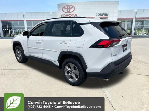 Ice 2024 Toyota RAV4 Hybrid LE