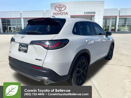 Platinum White Pearl 2025 Honda HR-V AWD Sport
