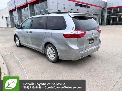 2015 Toyota Sienna XLE