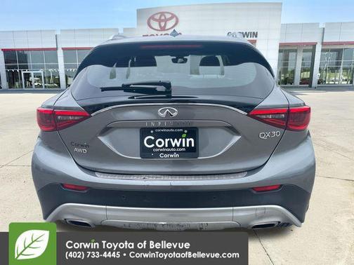 Graphite Shadow 2017 INFINITI QX30 Premium